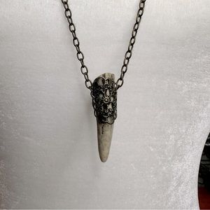 Brutalist Style Fake Bone Pendant Necklace.